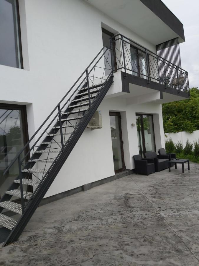 Accent House Lägenhet Deva Exteriör bild